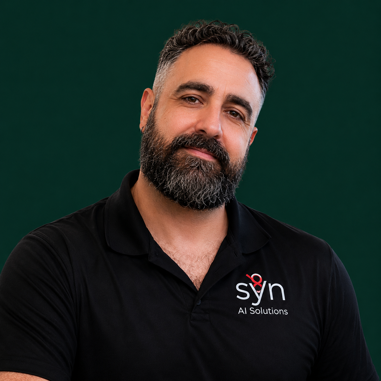Léo Begin, instrutor do workshop IA com Contexto e fundador da Syn8 AI Solutions